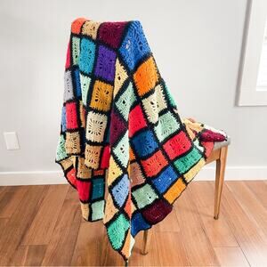 Vintage | Handmade Hand Crocheted Granny Square Flower Garden Blanket Afghan
